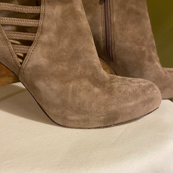 Via Spiga | Taupe Suede Booties, Stiletto Heel, Platform Toe, Size 10 - Picture 2 of 12